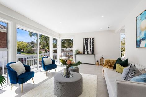 Photo of property in 9 Keldale Place, Forrest Hill, Auckland, 0620