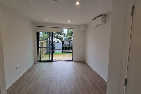 Photo of property in 3/168 Rosebank Road, Avondale, Auckland, 1026