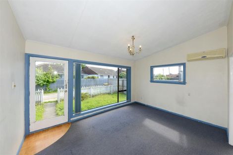 Photo of property in 87a Hills Road, Edgeware, Christchurch, 8013