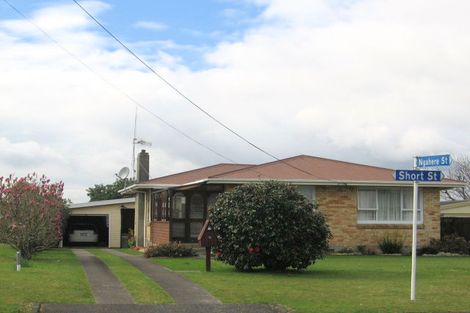 Photo of property in 18 Short Street, Otumoetai, Tauranga, 3110