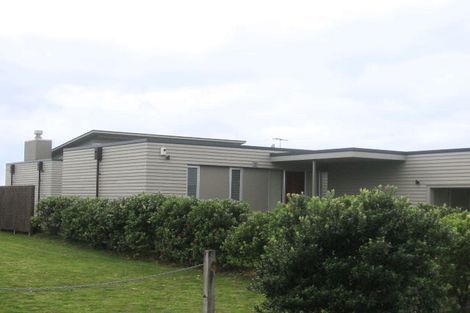 Photo of property in 112 Totara Place, Matarangi, Whitianga, 3592