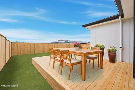 Photo of property in 8 Kakano Street, Clevedon, 2582