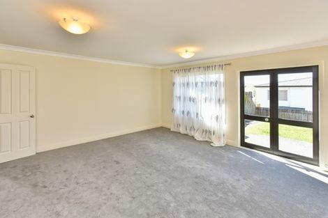 Photo of property in 46 Earnslaw Crescent, Clover Park, Auckland, 2019