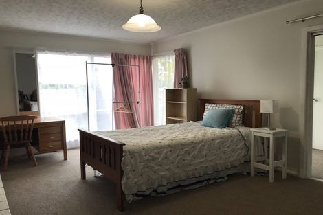 Photo of property in 1/271 Memorial Avenue, Burnside, Christchurch, 8053
