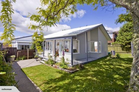 Photo of property in 20 Ngataringa Road, Devonport, Auckland, 0624