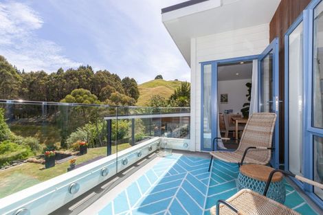 Photo of property in 105 Waterfall Road, Paraparaumu, 5032