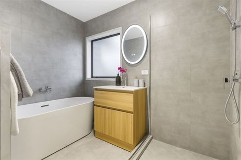 Photo of property in 1/13 Pinewood Grove, Botany Downs, Auckland, 2010