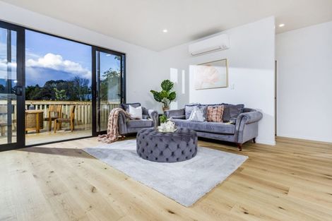 Photo of property in 31c Linwood Avenue, Forrest Hill, Auckland, 0620