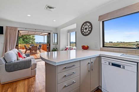 Photo of property in 9 Devoy Drive, Owhata, Rotorua, 3010