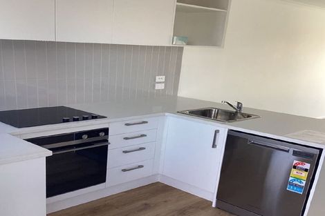 Photo of property in 17 Ngae Place, Mangere East, Auckland, 2024