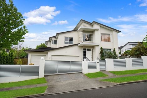 Photo of property in 2 Hawkdun Drive, Flat Bush, Auckland, 2016