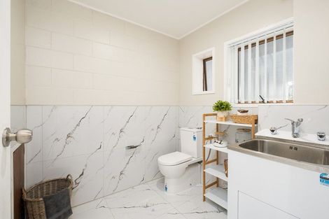 Photo of property in 90a Beaumonts Way, Manurewa, Auckland, 2102