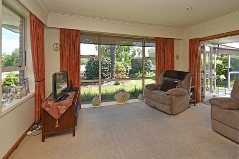 Photo of property in 87 Banks Avenue, Dallington, Christchurch, 8061