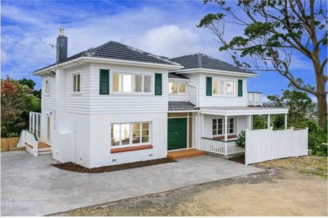 Photo of property in 187 Browns Bay Road, Browns Bay, Auckland, 0630
