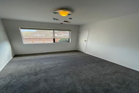 Photo of property in 15 Lyren Place, Half Moon Bay, Auckland, 2012