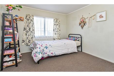 Photo of property in 37b Alma Crescent, Papakura, 2110