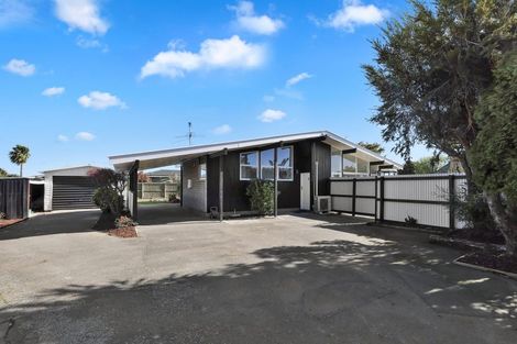 Photo of property in 2 Grahams Road, Tinwald, Ashburton, 7700