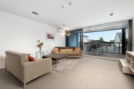 Photo of property in 2-06/424 Maunganui Road, Mount Maunganui, 3116