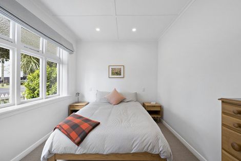 Photo of property in 6 Kowhai Street, Eastbourne, Lower Hutt, 5013