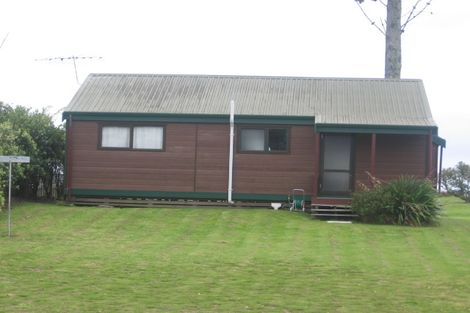 Photo of property in 114 Totara Place, Matarangi, Whitianga, 3592