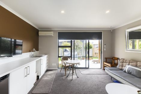 Photo of property in 9b Denbigh Place, Awapuni, Palmerston North, 4412