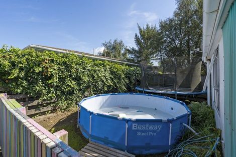 Photo of property in 26 Escort Grove, Awapuni, Palmerston North, 4412