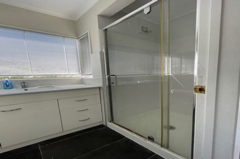 Photo of property in 1/4 Dorrit Lane, Howick, Auckland, 2014