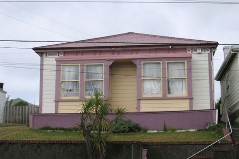 Photo of property in 15 Luxford Street, Berhampore, Wellington, 6023