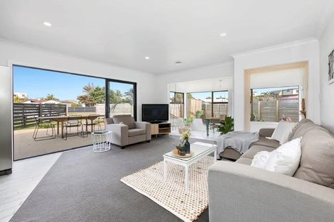 Photo of property in 159 Dickson Road, Papamoa Beach, Papamoa, 3118