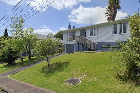 Photo of property in 1/1 Tonkin Drive, Sunnynook, Auckland, 0620