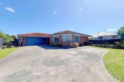 Photo of property in 29 Somerton Drive, Huntington, Hamilton, 3210