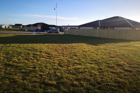 Photo of property in 71 Tiritiri Moana Drive, Pegasus, 7612