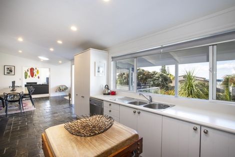 Photo of property in 2 Edith Place, Omaha, Warkworth, 0986