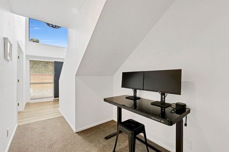 Photo of property in 9 Clyde Road, Upper Riccarton, Christchurch, 8041