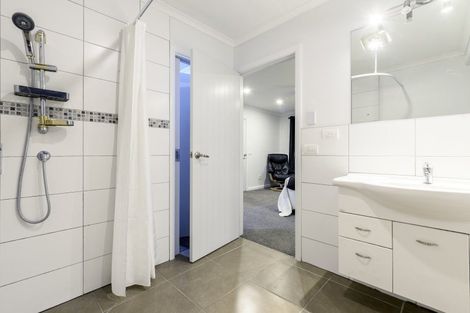 Photo of property in 1 Rexford Heights, Pyes Pa, Tauranga, 3112