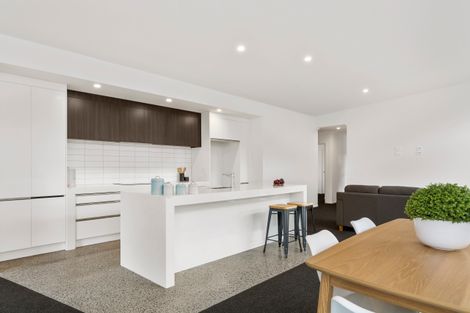 Photo of property in 10 Cassinia Close, Papamoa Beach, Papamoa, 3118