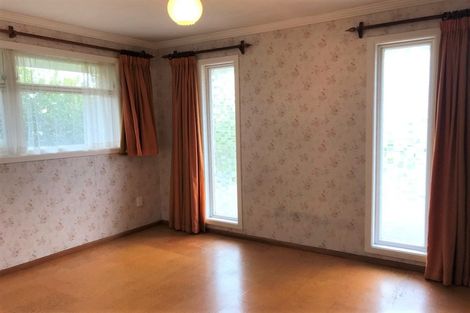 Photo of property in 9 Montana Place, Merrilands, New Plymouth, 4312