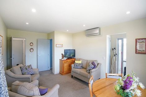 Photo of property in 20b Wharemauku Road, Raumati Beach, Paraparaumu, 5032