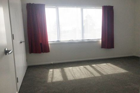 Photo of property in 28 Kevale Place, Manurewa, Auckland, 2102