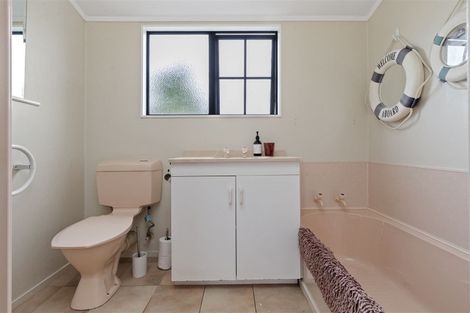 Photo of property in 68b Victoria Street, Pukekohe, 2120