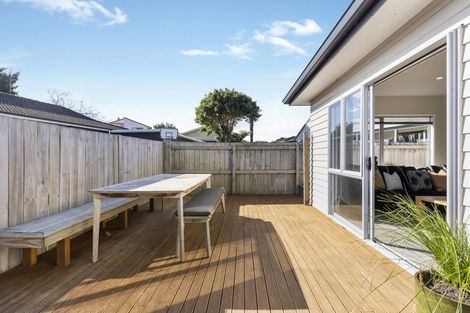 Photo of property in 5a Ruby Place, Papamoa Beach, Papamoa, 3118