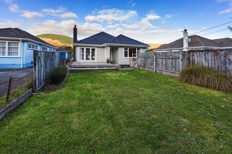 Photo of property in 312 Main Road, Tawa, Wellington, 5028