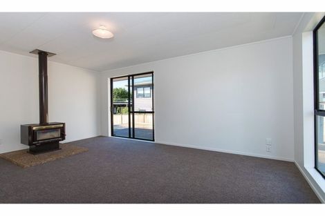 Photo of property in 7d Collingwood Road, Waiuku, 2123