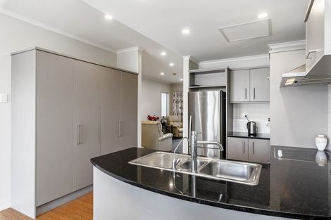 Photo of property in 8/4u Seaview Road, Paraparaumu Beach, Paraparaumu, 5032