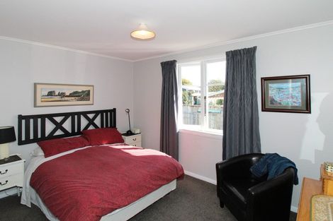 Photo of property in 21 Kent Street, Carterton, 5713