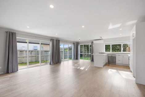 Photo of property in 9 Josh Road, Huapai, Kumeu, 0810