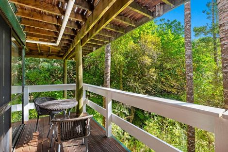 Photo of property in 89 Brick Bay Drive, Sandspit, Warkworth, 0982