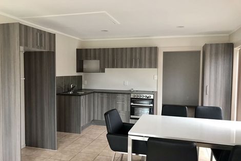 Photo of property in 6 Top Road, Dairy Flat, Albany, 0792