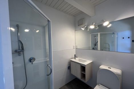 Photo of property in 5 Booralee Avenue, Botany Downs, Auckland, 2010