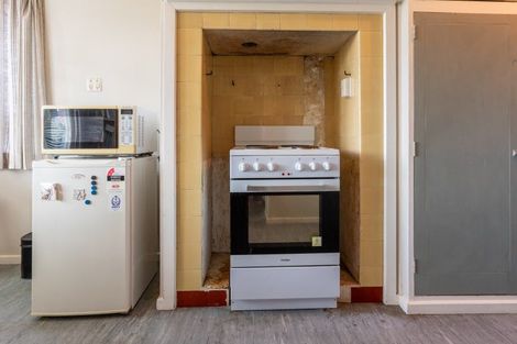 Photo of property in 18 Christian Street, Dannevirke, 4930